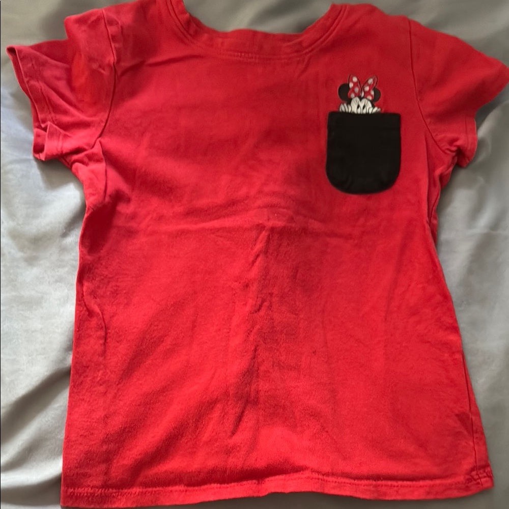 Disney Red and Black Short Sleeve Tee 5/$25 💚